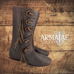 Leonardo Carbone Der Wikingerstiefel Rasmus Dunkelbraun auf https://armatae.shop