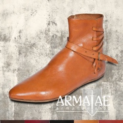 Maßgefertigte Schuhe 14. Jhd.