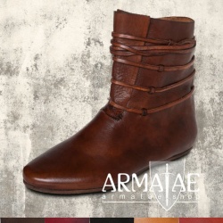 Maßgefertigte Stiefeletten...
