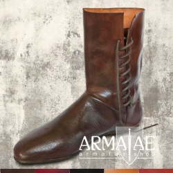 Maßgefertigte Stiefel 15. Jhd.