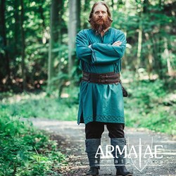 Armatae.shop Tunika Borr bestickt Grün ALC-8975g 1 von Leonardo Carbone Armatae.shop Tunika Borr bestickt Grün ALC-8975g 1 von Leonardo Carbone