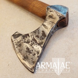 Axt Replik N°4 handgeschmiedet auf https://armatae.shop
