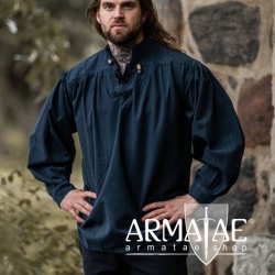Meliertes Stehkragen-Schnuerhemd Blau von Leonardo Carbone bei Armatae.shop Meliertes Stehkragen-Schnuerhemd Blau von Leonardo Carbone bei Armatae.shop