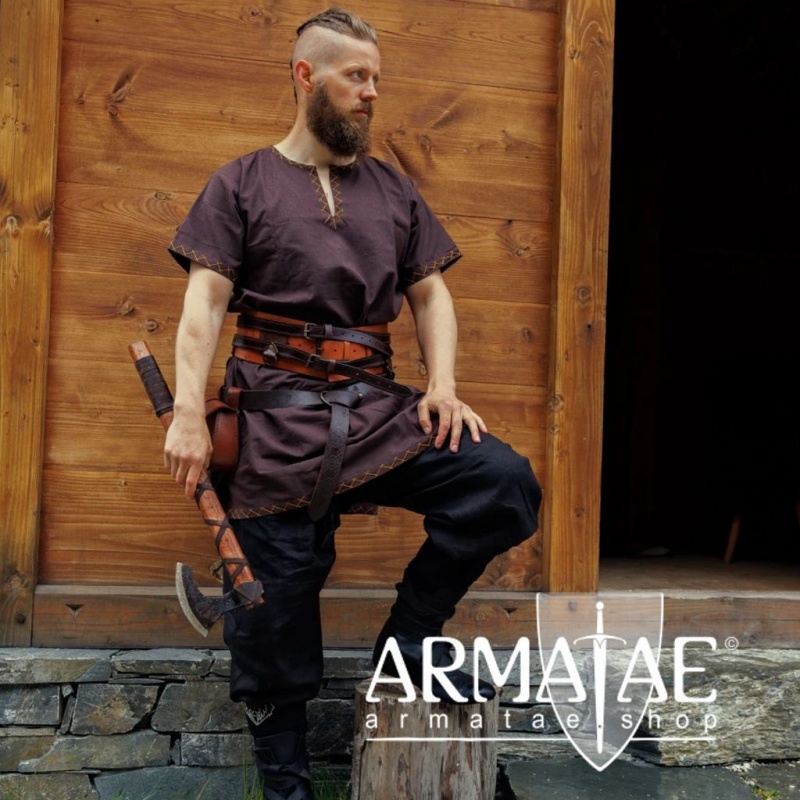 Leonardo Carbone Tunika Harbard Dunkelbraun 8752d auf https://armatae.shop Leonardo Carbone Tunika Harbard Dunkelbraun 8752d auf https://armatae.shop