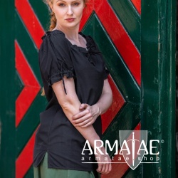 Leonardo Carbone Mittelalter Kurzarmbluse OTILIA Schwarz 2101s bei Armatae.shop Leonardo Carbone Mittelalter Kurzarmbluse OTILIA Schwarz 2101s bei Armatae.shop