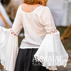 Mittelalter Bluse mit Trompetenärmel CARMEN 2095 Weiß bei Armatae.shop Mittelalter Bluse mit Trompetenärmel CARMEN 2095 Weiß bei Armatae.shop