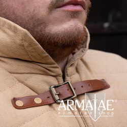 Epic Armoury Gambeson Warrior Desert Beige von Iron Fortress mit abnehmbaren Ärmeln Epic Armoury Gambeson Warrior Desert Beige von Iron Fortress mit abnehmbaren Ärmeln