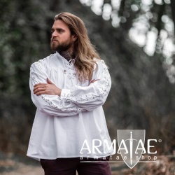 Mittelalterhemd mit Oesen Adrian Weiß 2022w von Leonardo Carbone bei Armatae.shop