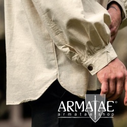Leonardo Carbone Biesenhemd Oswald in Farbe Natur auf https://armatae.shop Leonardo Carbone Biesenhemd Oswald in Farbe Natur auf https://armatae.shop