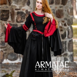 Leonardo Carbone Kapuzenkleid Isolde 4905 auf https://armatae.shop Leonardo Carbone Kapuzenkleid Isolde 4905 auf https://armatae.shop