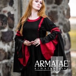 Leonardo Carbone Kapuzenkleid Isolde 4905 auf https://armatae.shop Leonardo Carbone Kapuzenkleid Isolde 4905 auf https://armatae.shop