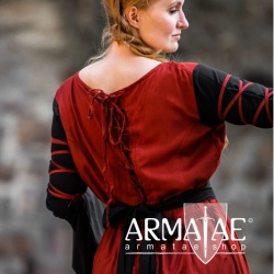 Leonardo Carbone Edles Mittelalterkleid Dorell Rot / Schwarz bei https://armatae.shop Leonardo Carbone Edles Mittelalterkleid Dorell Rot / Schwarz bei https://armatae.shop