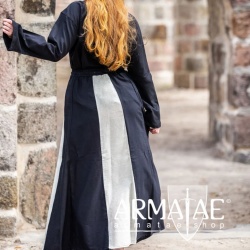 Leonardo Carbone Mittelalterrock Dana Schwarz/Natur 4000sn auf https://armatae.shop Leonardo Carbone Mittelalterrock Dana Schwarz/Natur 4000sn auf https://armatae.shop