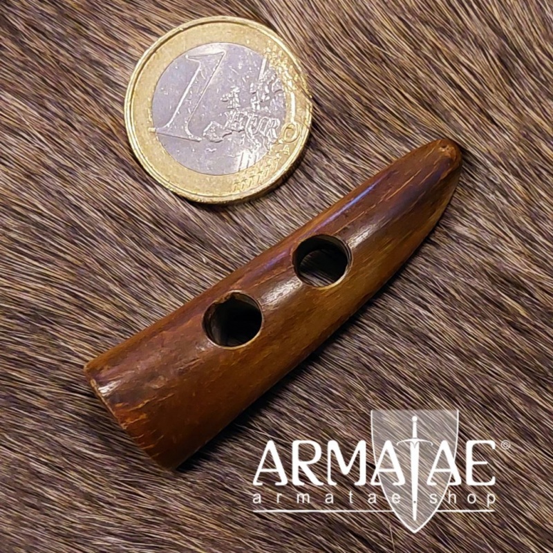 Knebel 26139 aus poliertem Horn von Lord of Battles auf https://armatae.shop Knebel 26139 aus poliertem Horn von Lord of Battles auf https://armatae.shop
