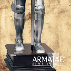 Rüstung Karl des 5. Replikat aus Toledo in Spanien bei https://armatae.shop Rüstung Karl des 5. Replikat aus Toledo in Spanien bei https://armatae.shop