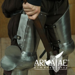 Beinzeug Lord of Battles 9555P16 Replik Chatres nach Karl VI auf https://armatae.shop Beinzeug Lord of Battles 9555P16 Replik Chatres nach Karl VI auf https://armatae.shop