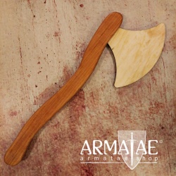 Kinder Wikinger Streitaxt aus Buchenholz und Sperrholz geölt auf https://armatae.shop