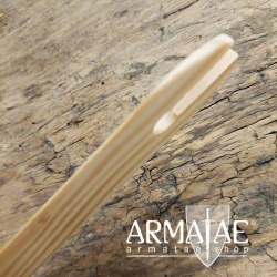 Webschiffchen in idealer Form zum Brettchenweben auf https://armatae.shop Webschiffchen in idealer Form zum Brettchenweben auf https://armatae.shop