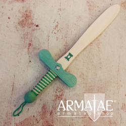 Spielschwert Holzschwert Kinderschwert Bambini in 3 Ausführungen auf https://armatae.shop Spielschwert Holzschwert Kinderschwert Bambini in 3 Ausführungen auf https://armatae.shop