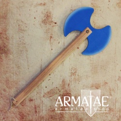 Kinder Doppelaxt aus Holz auf https://armatae.shop Kinder Doppelaxt aus Holz auf https://armatae.shop