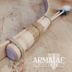 Kinder Bogen 70 cm mit 2 Pfeilen auf https://armatae.shop Kinder Bogen 70 cm mit 2 Pfeilen auf https://armatae.shop