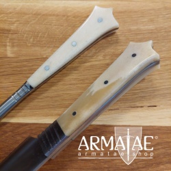 Mittelalter Besteck Kutscherbesteck ROSTFREI mit Doppel-Lederscheide auf https://armatae.shop