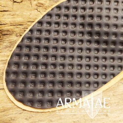 Leder-Einlegesohle mit stützender Mittelfußpelotte auf https://armatae.shop Leder-Einlegesohle mit stützender Mittelfußpelotte auf https://armatae.shop