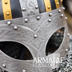 Wikinger Brillenhelm, Spangenhelm mit Brünne auf https://armatae.shop Wikinger Brillenhelm, Spangenhelm mit Brünne auf https://armatae.shop
