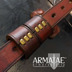 Custom Viking Shield, exklusiv auf https://armatae.shop - Der Wikinger Schild mit deinem individuellen Design.