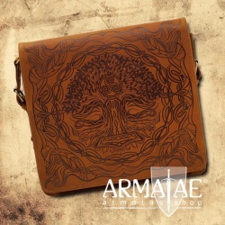 Vikings Aktentasche, Umhängetasche, Laptop-Tasche aus Leder von Mythrojan auf https://armatae.shop Vikings Aktentasche, Umhängetasche, Laptop-Tasche aus Leder von Mythrojan auf https://armatae.shop