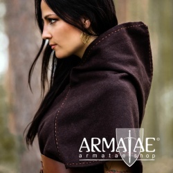Skjoldehamm Gugel aus hochwertigem Wollmix in Farbe Braun auf https://armatae.shop