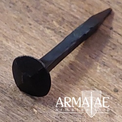 Nagel geschmiedet mit einer Länge von 50 mm auf https://armatae.shop Nagel geschmiedet mit einer Länge von 50 mm auf https://armatae.shop