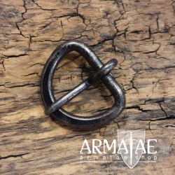 Schnalle aus Stahl geschmiedet und geschwärzt auf https://armatae.shop Schnalle aus Stahl geschmiedet und geschwärzt auf https://armatae.shop
