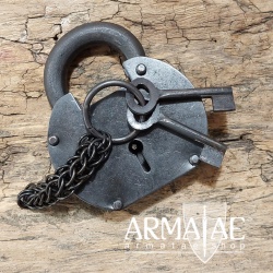 Vorhängeschloss Handarbeit - aus Stahl geschmiedet auf https://armatae.shop