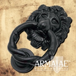 Klassischer Löwenkopf Gusseisen Türklopfer auf https://armatae.shop