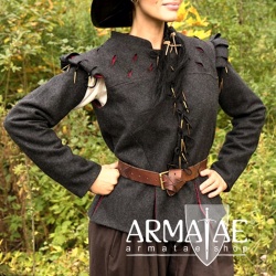 Handgefertigter Wams Aramis, Made in Europe auf https://armatae.shop