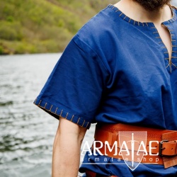Wikinger Tunika kurzarm "Theobald" Blau auf https://armatae.shop Wikinger Tunika kurzarm "Theobald" Blau auf https://armatae.shop