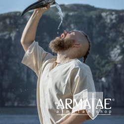 Wikinger-Kurzarmtunika "Olaf" Natur auf https://armatae.shop Wikinger-Kurzarmtunika "Olaf" Natur auf https://armatae.shop