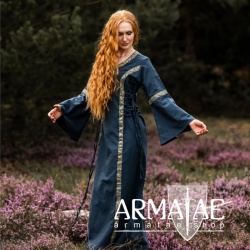 Mittelalter Baumwollkleid "Angie" Blau auf https://armatae.shop Mittelalter Baumwollkleid "Angie" Blau auf https://armatae.shop