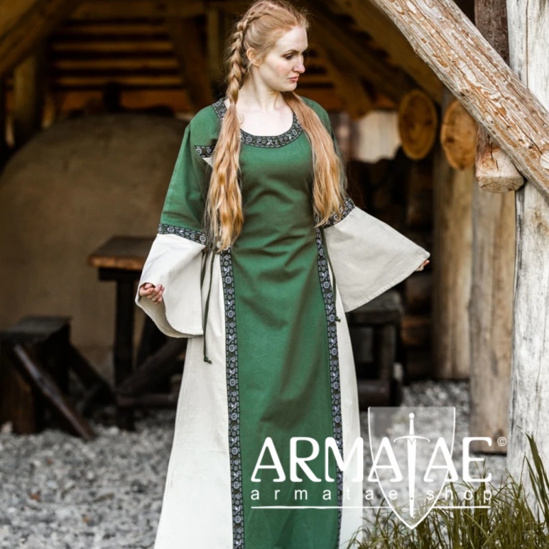 Mittelalter Baumwollkleid "Angie" Gruen/Natur auf https://armatae.shop Mittelalter Baumwollkleid "Angie" Gruen/Natur auf https://armatae.shop