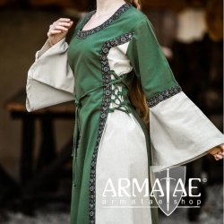 Mittelalter Baumwollkleid "Angie" Gruen/Natur auf https://armatae.shop Mittelalter Baumwollkleid "Angie" Gruen/Natur auf https://armatae.shop