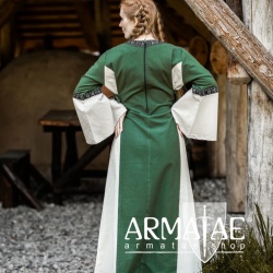Mittelalter Baumwollkleid "Angie" Gruen/Natur auf https://armatae.shop Mittelalter Baumwollkleid "Angie" Gruen/Natur auf https://armatae.shop