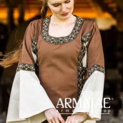 Mittelalter Baumwollkleid "Angie" Tabak/Natur auf https://armatae.shop Mittelalter Baumwollkleid "Angie" Tabak/Natur auf https://armatae.shop