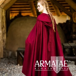 Großer Wollumhang Hervir in versch. Farben auf https://armatae.shop Großer Wollumhang Hervir in versch. Farben auf https://armatae.shop