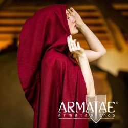 Großer Wollumhang Hervir in versch. Farben auf https://armatae.shop