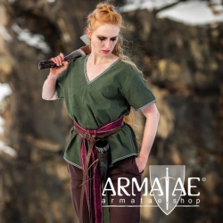 Wikinger Tunika Damen "Matilda" Grün auf https://armatae.shop Wikinger Tunika Damen "Matilda" Grün auf https://armatae.shop