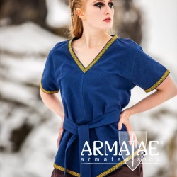 Wikinger Tunika Damen "Matilda" Blau auf https://armatae.shop Wikinger Tunika Damen "Matilda" Blau auf https://armatae.shop