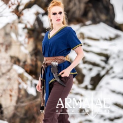 Wikinger Tunika Damen "Matilda" Blau auf https://armatae.shop Wikinger Tunika Damen "Matilda" Blau auf https://armatae.shop