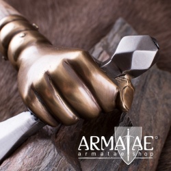 Streithammer mit Dolchfaust, deutsch, 16. Jahrhundert auf https://armatae.shop Streithammer mit Dolchfaust, deutsch, 16. Jahrhundert auf https://armatae.shop