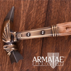 Italienischer Bestien-Hammer, Rabenschnabel, auf https://armatae.shop Italienischer Bestien-Hammer, Rabenschnabel, auf https://armatae.shop